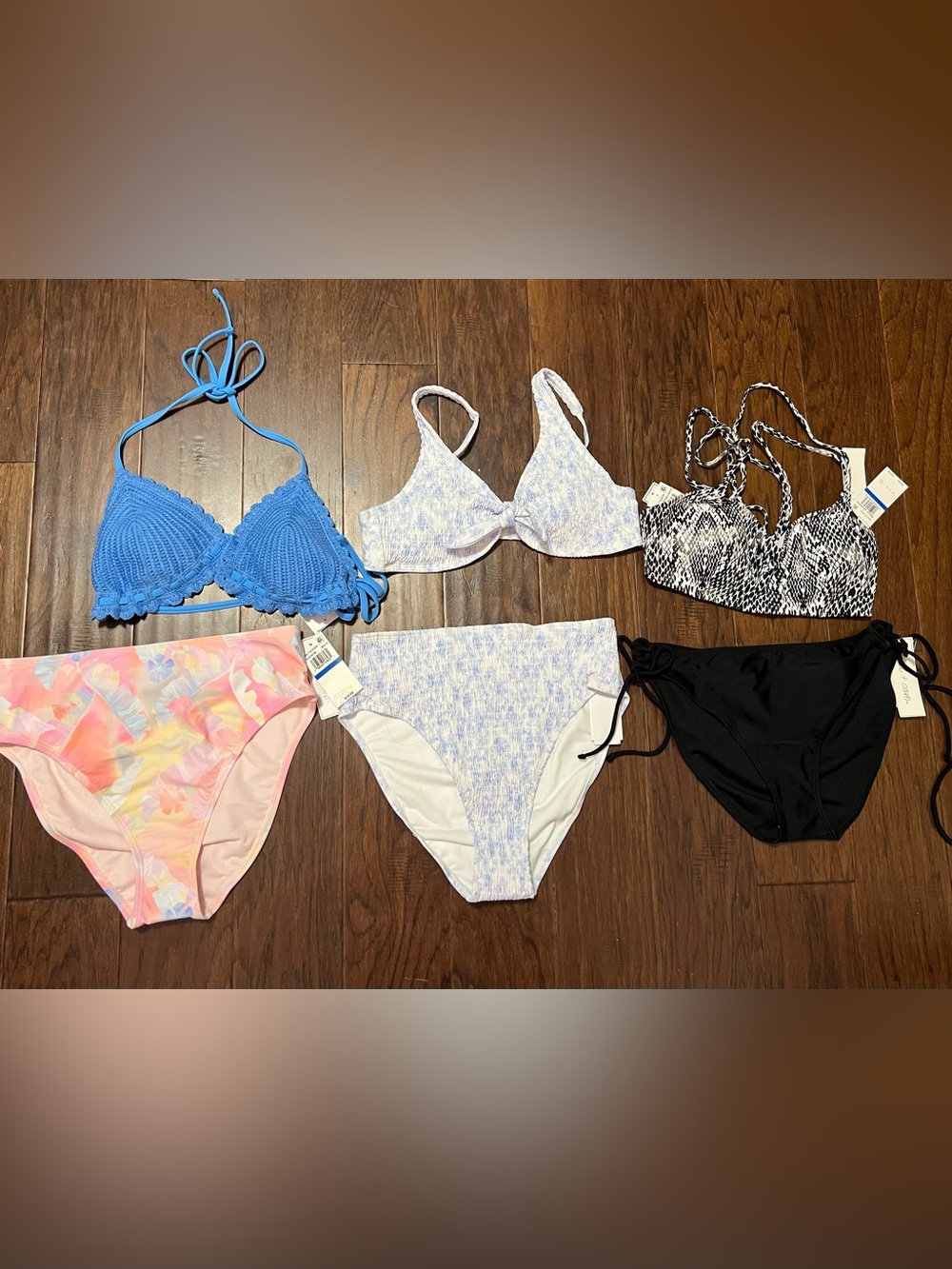 Lot of 6 Pieces Salt + Cove 
Swimwear Mix & Match XL 
New  MSRP $135 XLP4